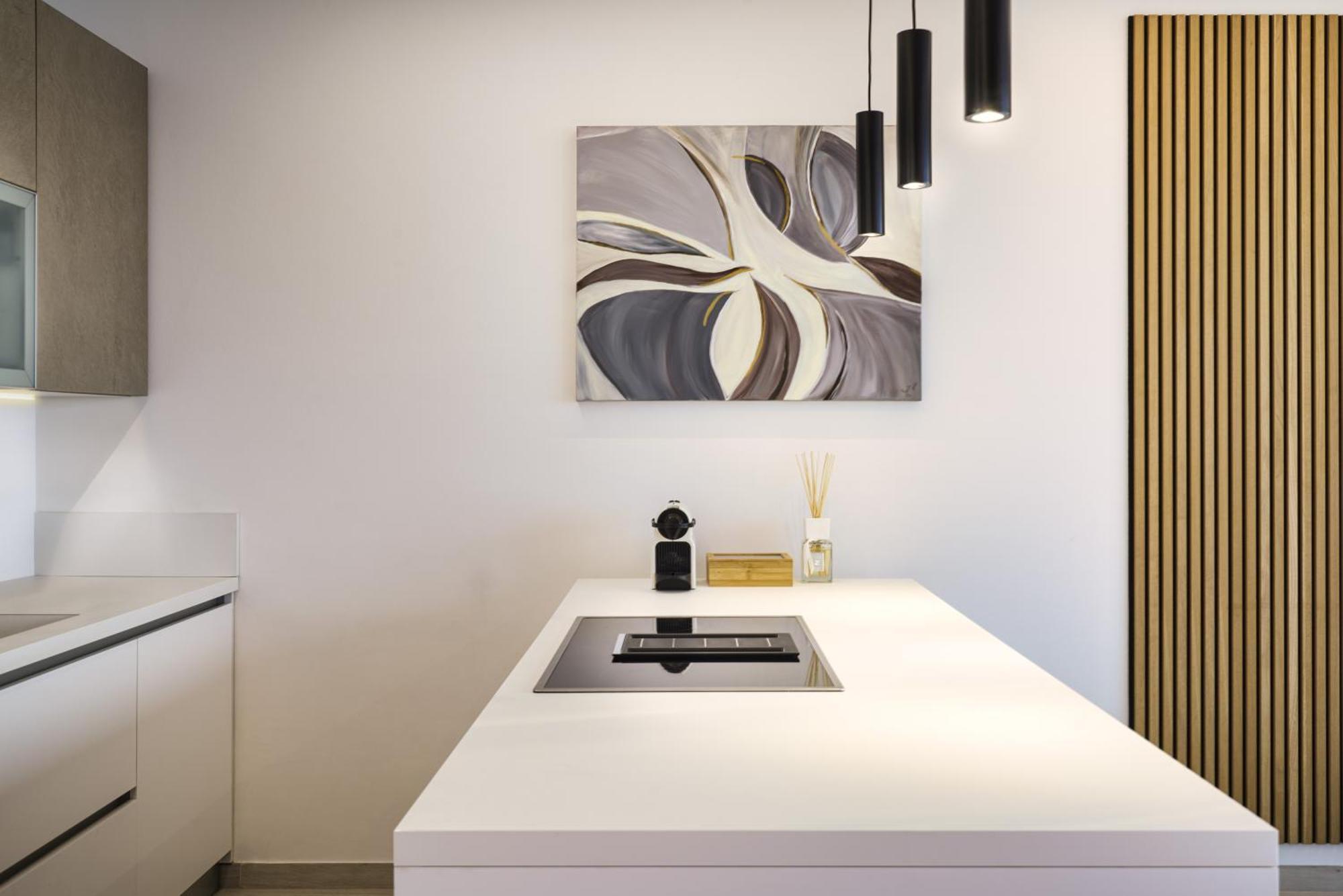Salvatorehomes - Luxurious Dreamview Waterfront Apartment In Torri Del Benaco With Pool - Casa Azura - A 5 Star Luxury Collection At Lake Garda Eksteriør bilde